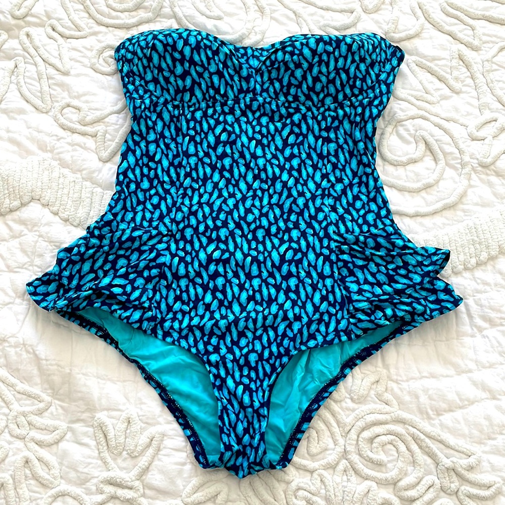 DKNY Blue Spotted Ruffle One Piece Swimsuit 12
